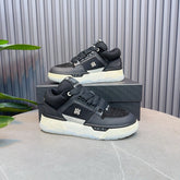 MA1-1 Classic Low Sneakers